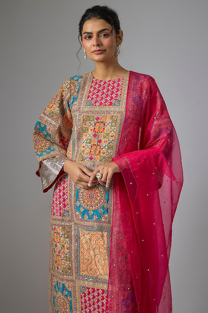 Pink Silk Hand & Machine Embroidered Kurta Set by Kriti Bapna at Pernia's Pop Up Shop