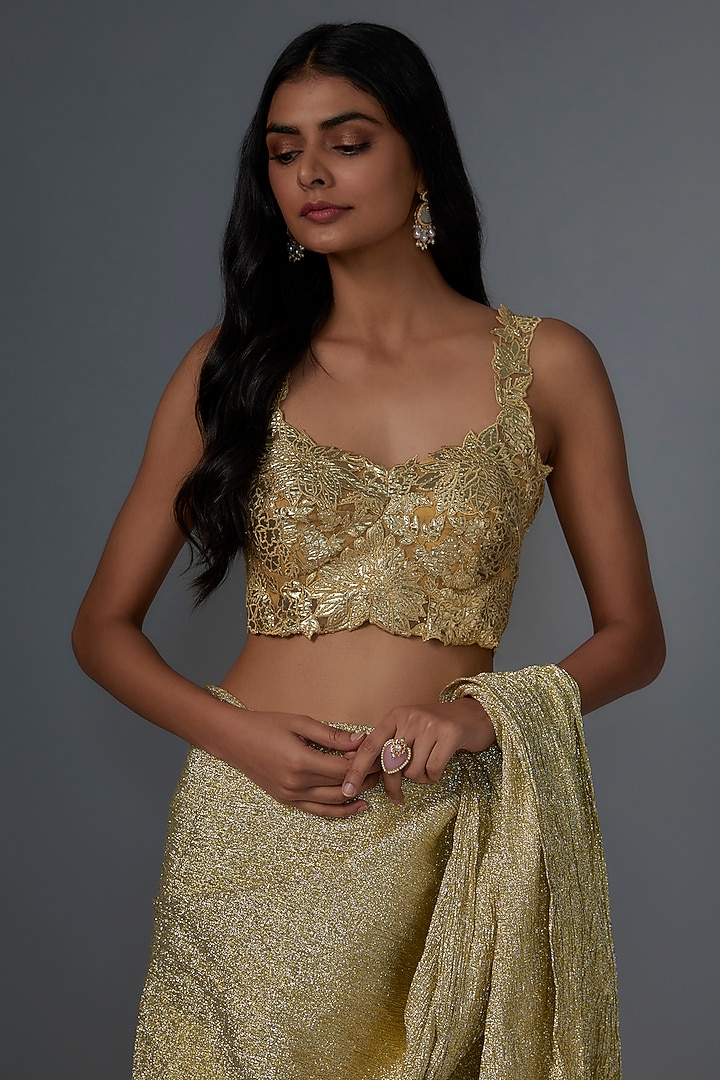 Crushed Gold Organza Crinkle Embroidered Party Wear Saree Set by Kriti Bapna at Pernia's Pop Up Shop