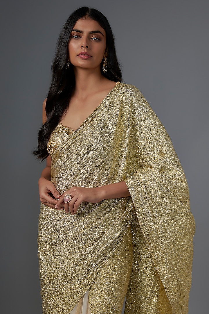 Crushed Gold Organza Crinkle Embroidered Party Wear Saree Set by Kriti Bapna at Pernia's Pop Up Shop