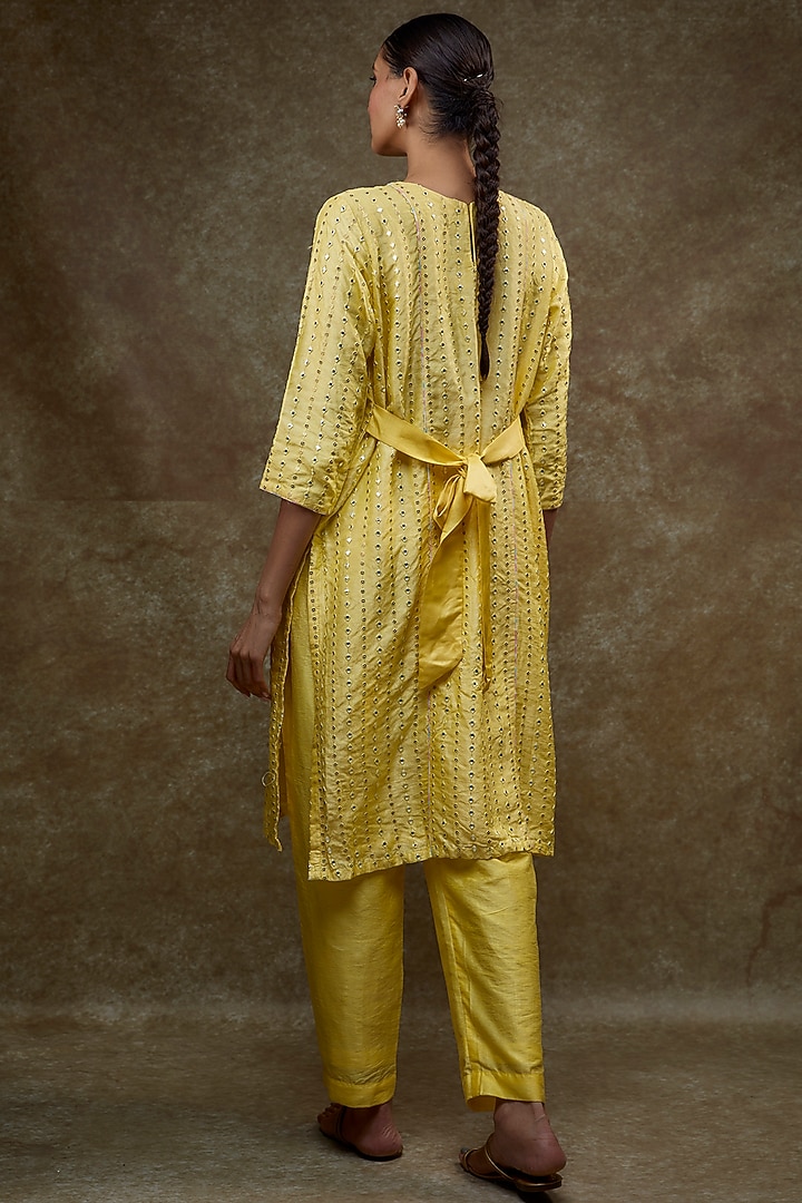 Yellow Viscose Organza & Silk Embroidered Kurta Set by Kriti Bapna at Pernia's Pop Up Shop