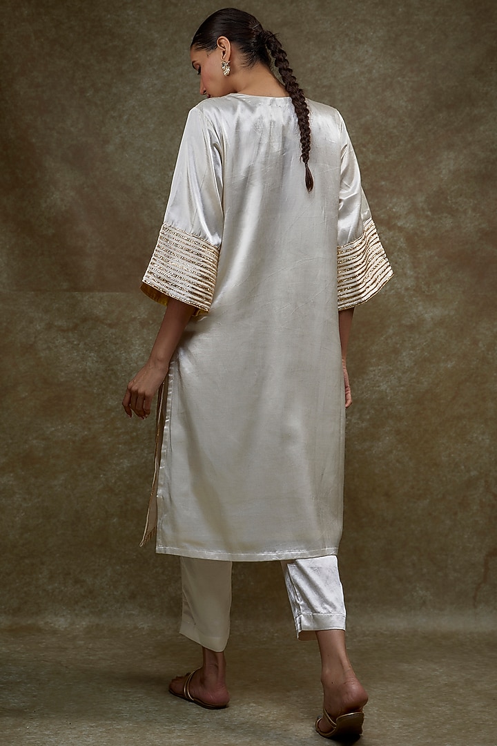 White Viscose & Satin Embroidered Kurta Set by Kriti Bapna at Pernia's Pop Up Shop