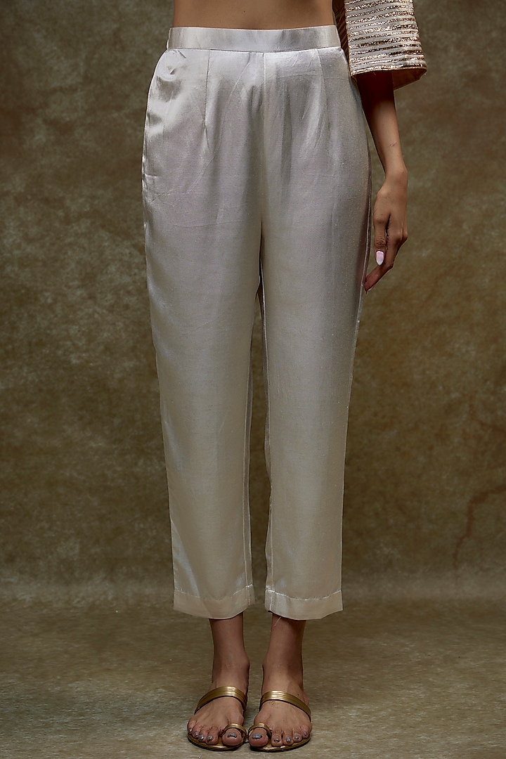 White Viscose & Satin Embroidered Kurta Set by Kriti Bapna at Pernia's Pop Up Shop