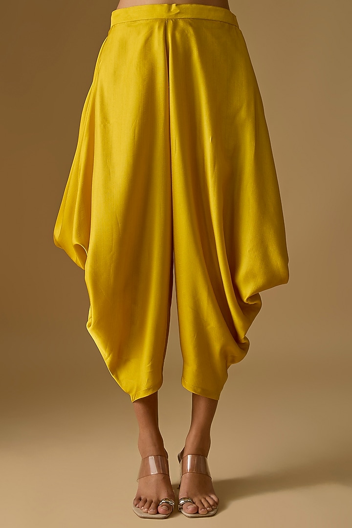 Pink Satin Silk Sleeveless Kurta Set by Kriti Bapna at Pernia's Pop Up Shop