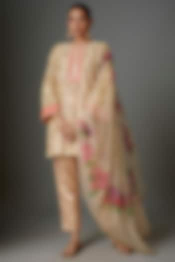 Peach Silk & Brocade Sequins Embroidered Hand Painted Kurta Set by Kriti Bapna at Pernia's Pop Up Shop