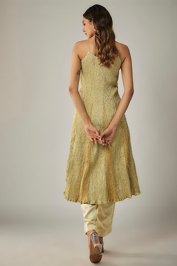 Gold Zari Gota Embroidered Kurta Set by Kriti Bapna at Pernia's Pop Up Shop