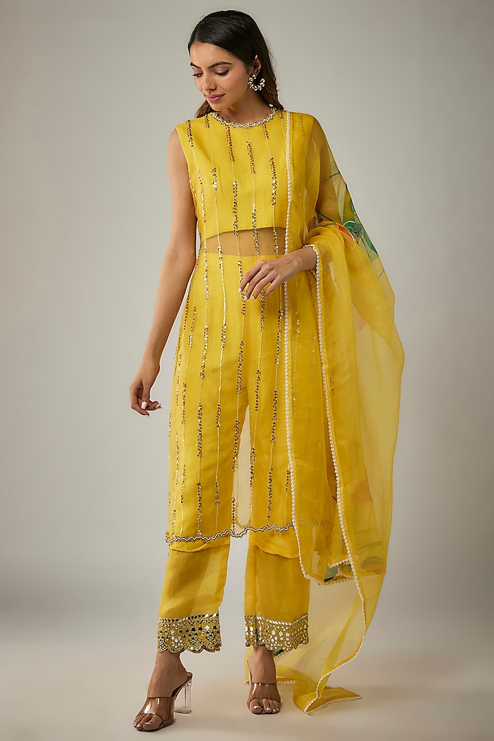 Yellow Silk & Organza Embroidered Kurta Set by Kriti Bapna