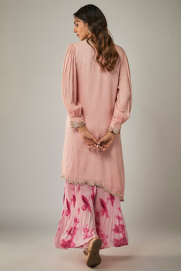 Pink Crepe Asymmetrical Mirror Embroidered Kurta Set by Kriti Bapna at Pernia's Pop Up Shop