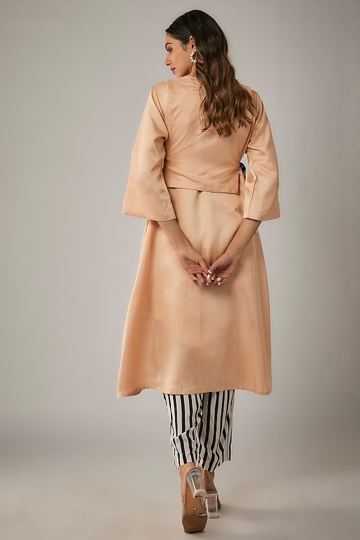 Peach Cotton Satin Mirror Embroidered Kurta Set by Kriti Bapna at Pernia's Pop Up Shop