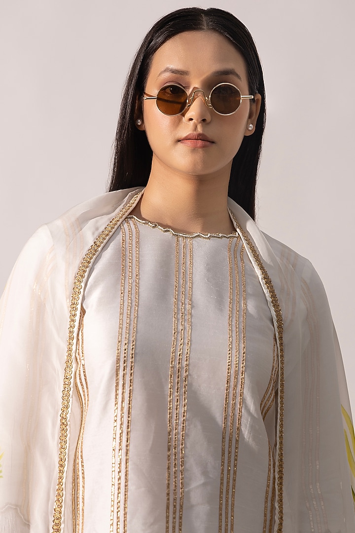 Ivory Dupion Kurta Set by Kriti Bapna at Pernia's Pop Up Shop