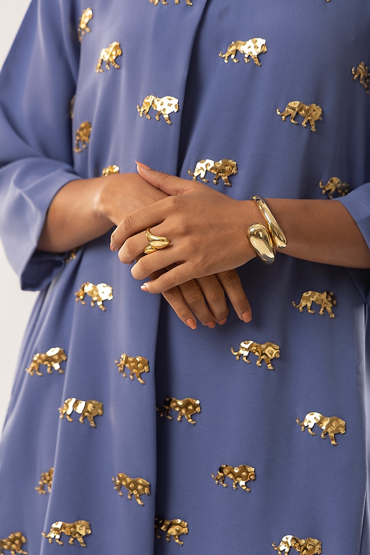 Blue Moss Crepe Animal Motif Kurta Set by Kriti Bapna at Pernia's Pop Up Shop