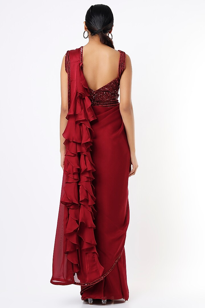 Maroon Embroidered Wedding Saree Set With Belt by Kresha Lulla at Pernia's Pop Up Shop