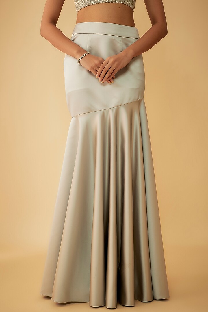 Silver Satin Fish-Cut Wedding Lehenga Set by Kresha Lulla at Pernia's Pop Up Shop
