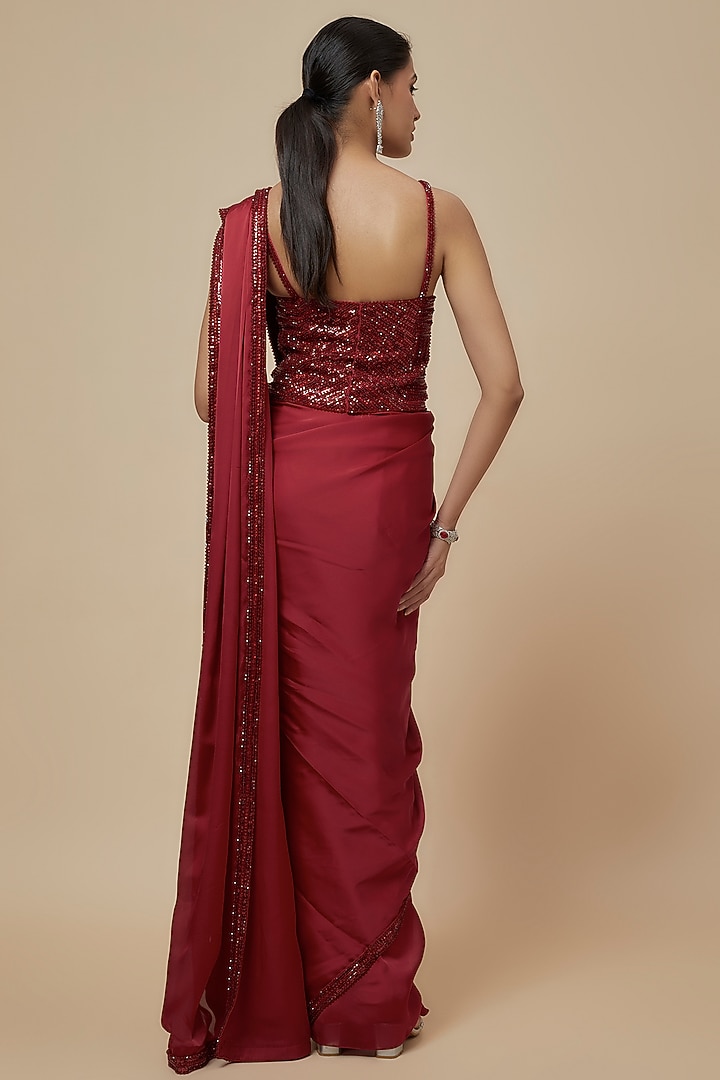 Red Satin Sequins Embroidered Reception Saree Set by Kresha Lulla at Pernia's Pop Up Shop
