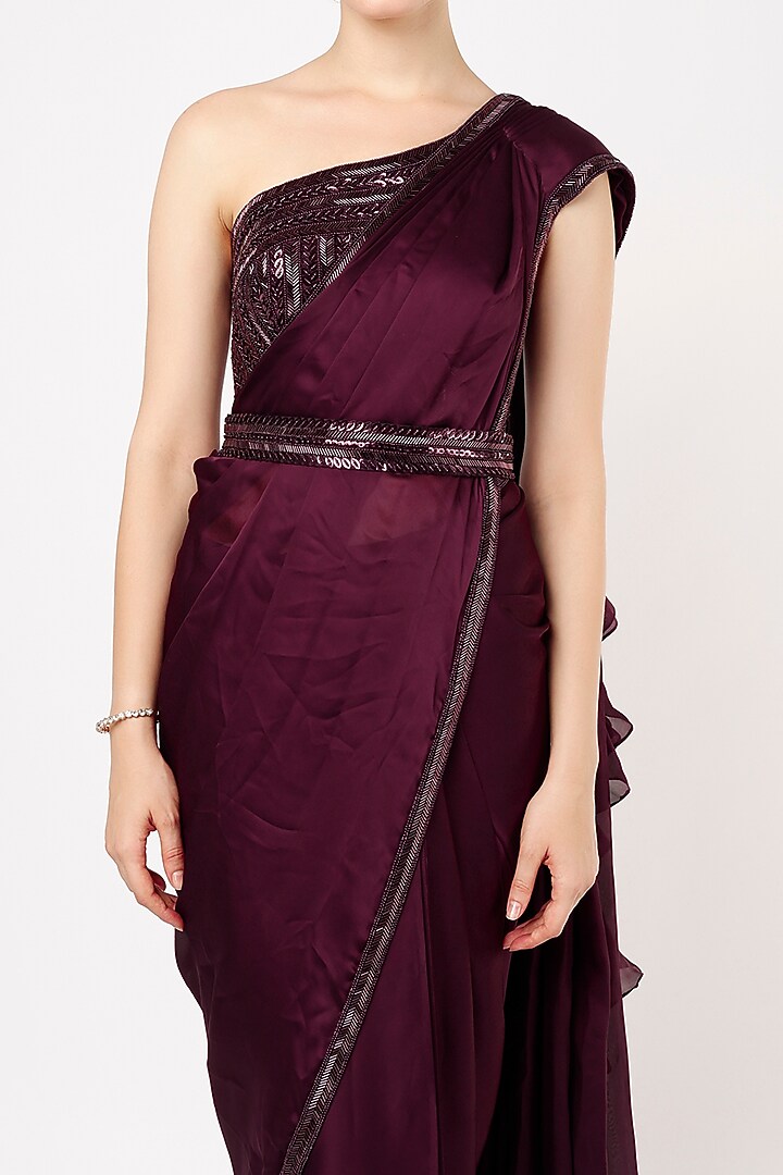 Purple Embroidered Wedding Saree Set With Belt by Kresha Lulla at Pernia's Pop Up Shop