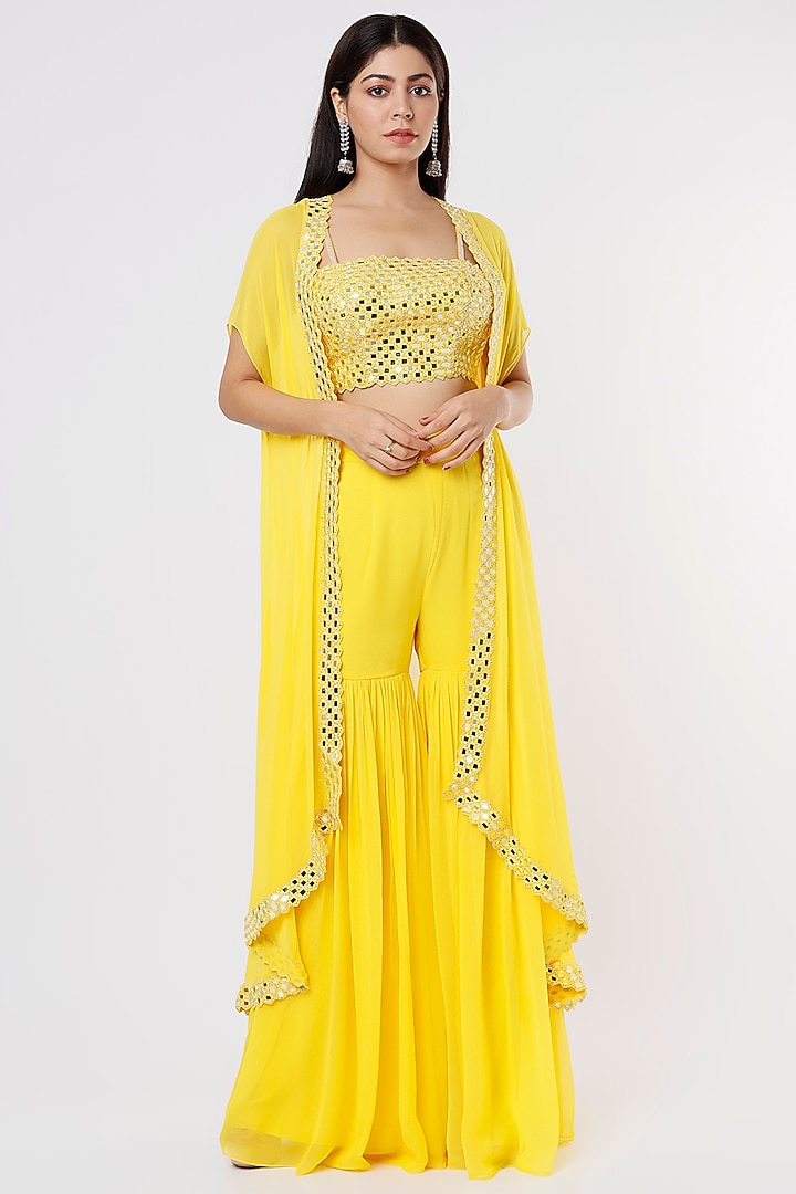 Yellow Embroidered Cape Set by Kresha Lulla at Pernia's Pop Up Shop
