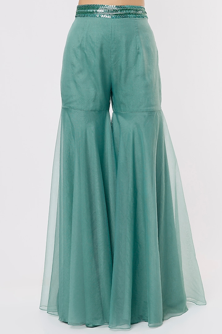 Sage Green Kashti Embroidered Cape Set by Kresha Lulla at Pernia's Pop Up Shop
