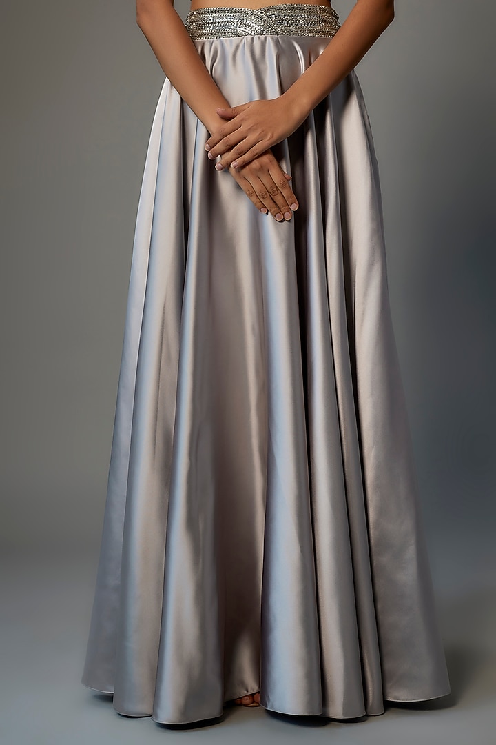 Silver Organza Embroidered Cape Set by Kresha Lulla at Pernia's Pop Up Shop