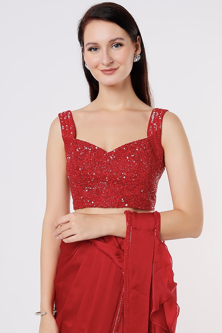 Red Embroidered Wedding Saree Set by Kresha Lulla at Pernia's Pop Up Shop