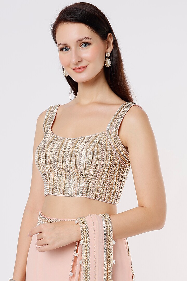 Peach Embroidered Wedding Saree Set by Kresha Lulla at Pernia's Pop Up Shop