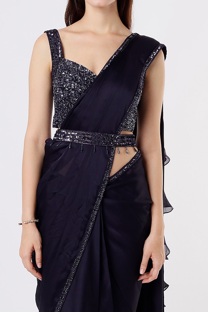 Navy Blue Wedding Saree Set With Embroidery by Kresha Lulla at Pernia's Pop Up Shop