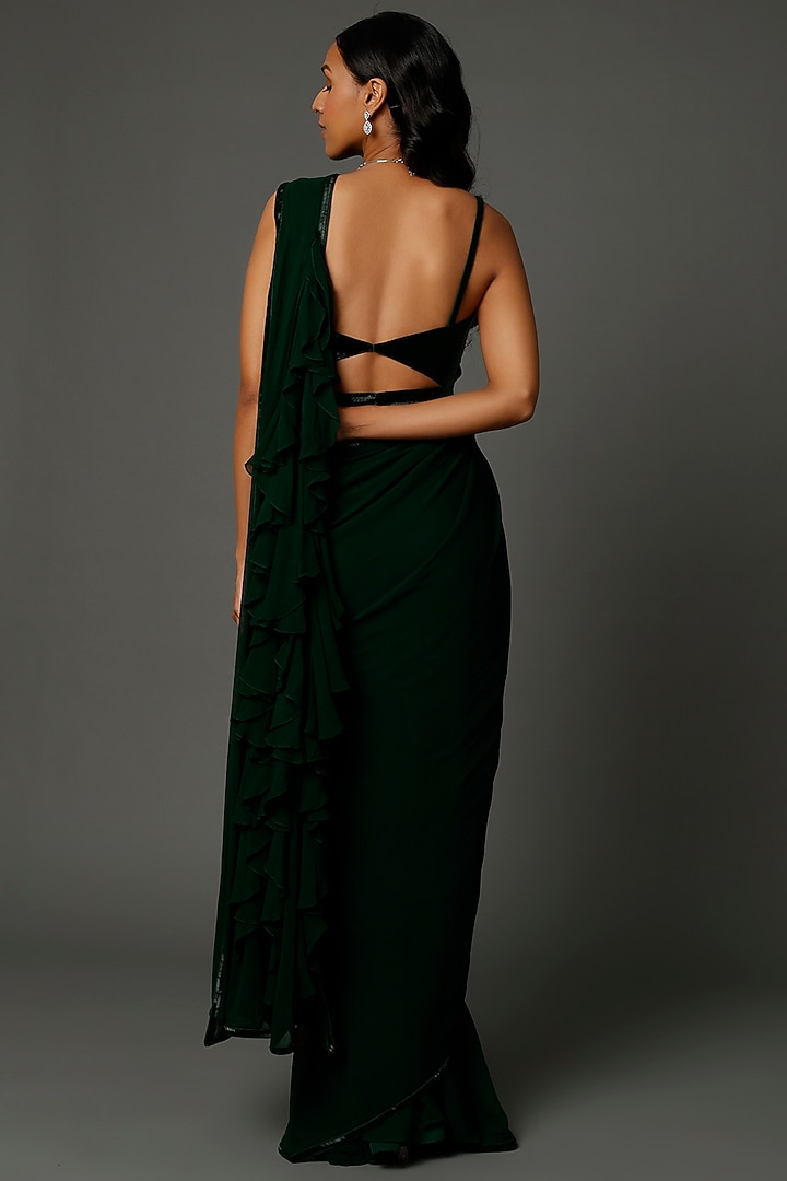 Black Embroidered Wedding Saree Set by Kresha Lulla at Pernia's Pop Up Shop