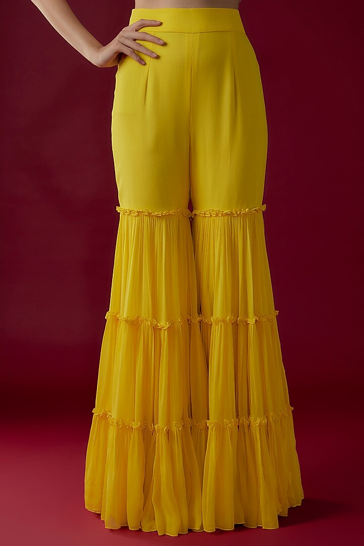 Yellow Georgette Pearl Embroidered Cape Set by Kresha Lulla at Pernia's Pop Up Shop