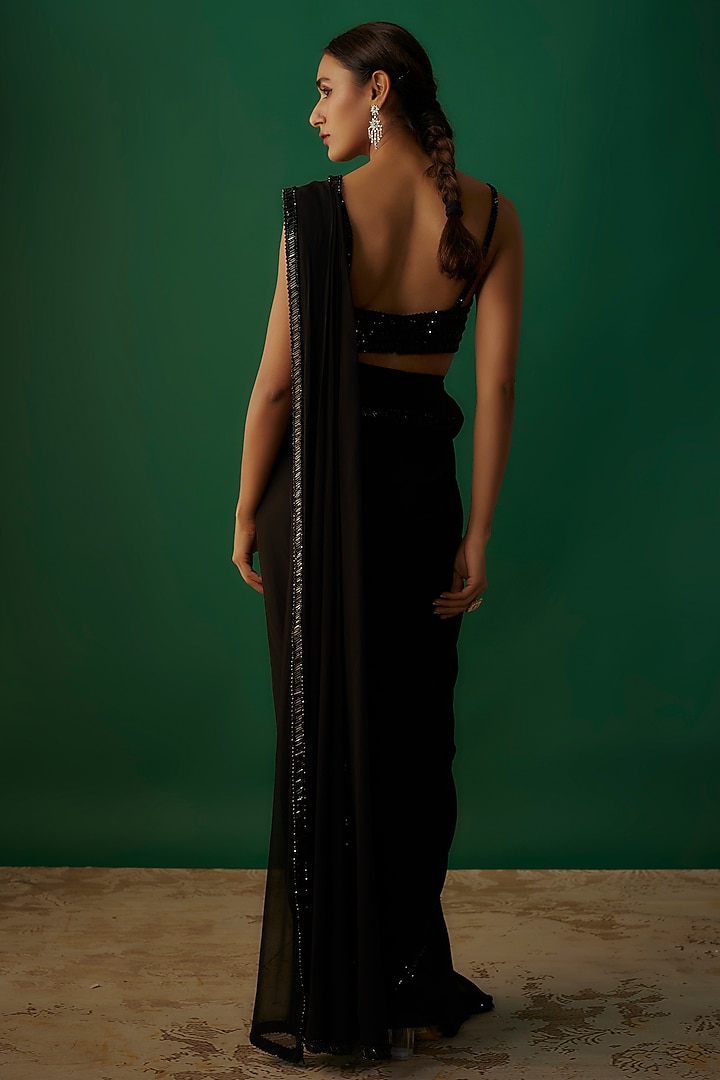 Black Raw Silk & Georgette Sequins Embroidered Pre-Stitched Reception Saree Set by Kresha Lulla at Pernia's Pop Up Shop