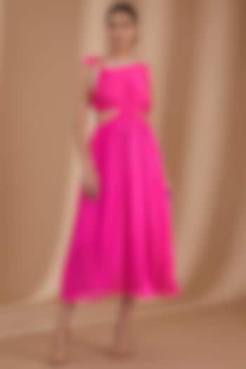 Pink Silk Embroidered Dress by kunwarani ritu