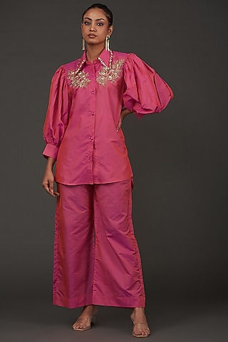 Pink Silk Mirror Embroidered Co-Ord Set by kunwarani ritu