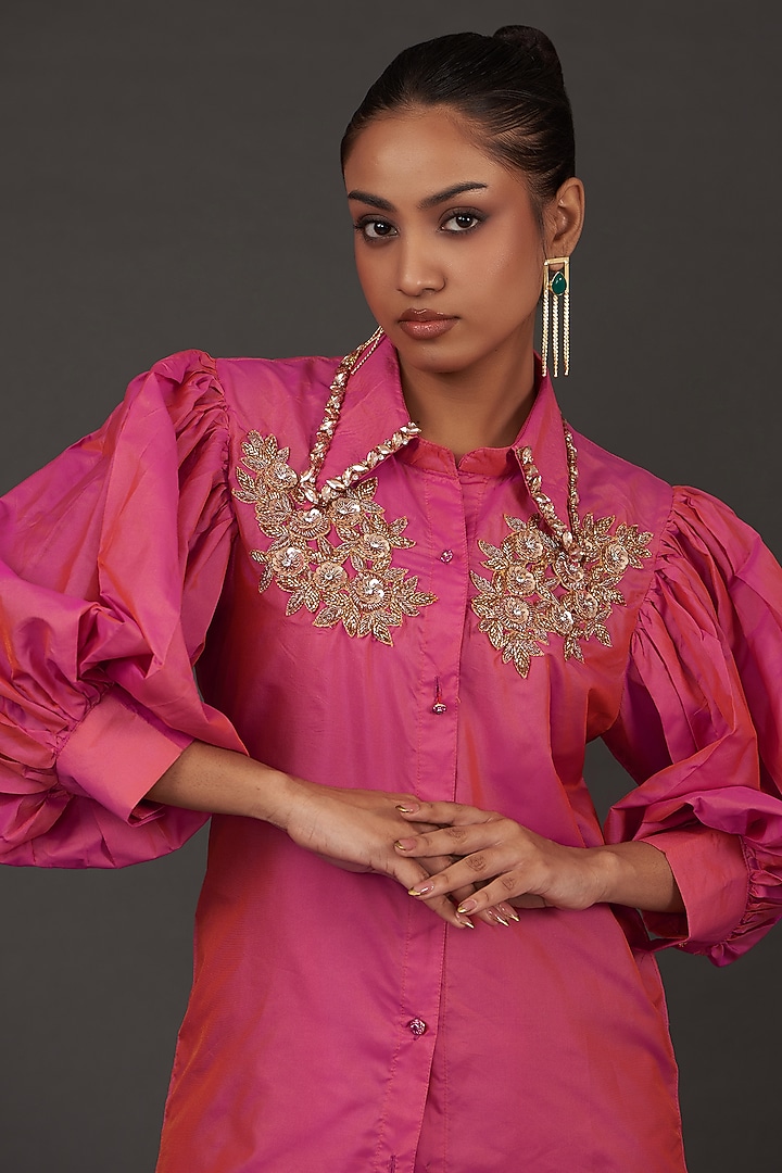 Pink Silk Mirror Embroidered Co-Ord Set by kunwarani ritu at Pernia's Pop Up Shop
