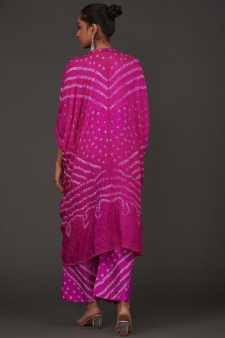 Pink Silk Bandhani Cape Set by kunwarani ritu at Pernia's Pop Up Shop