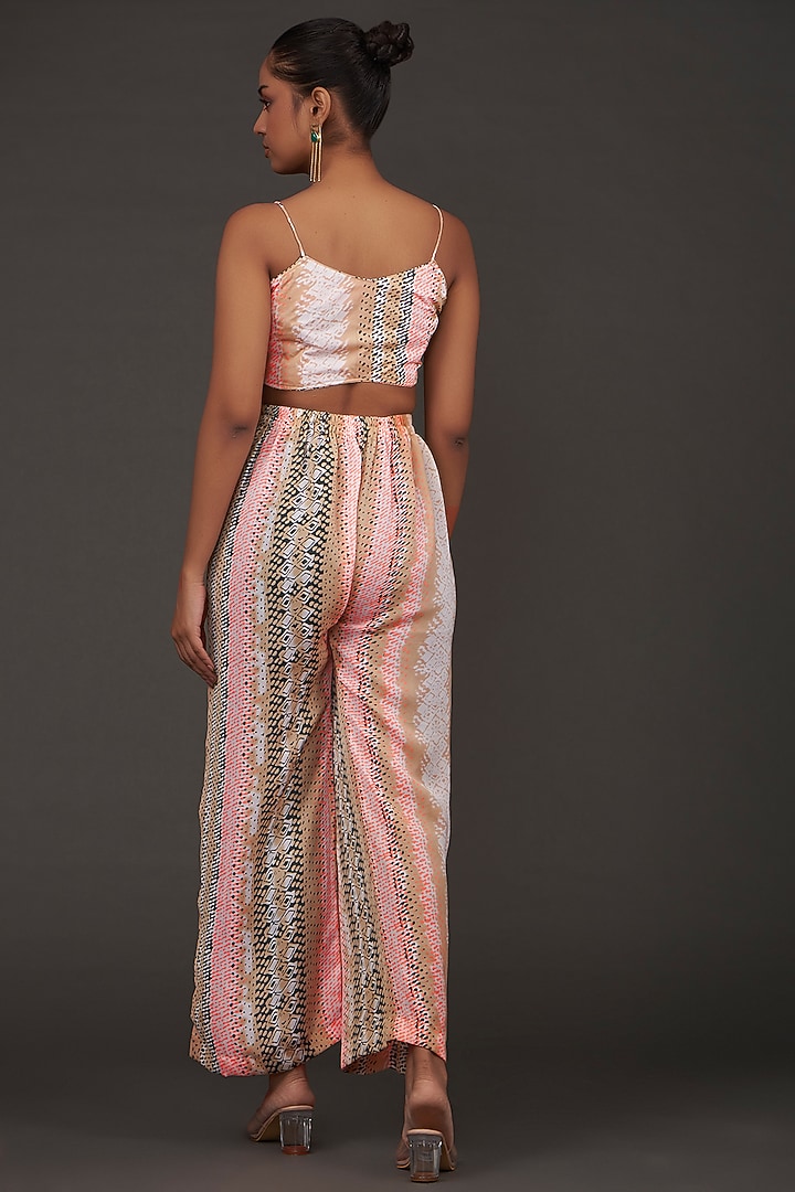 Peach Georgette Zari Embroidered Cape Set by kunwarani ritu at Pernia's Pop Up Shop