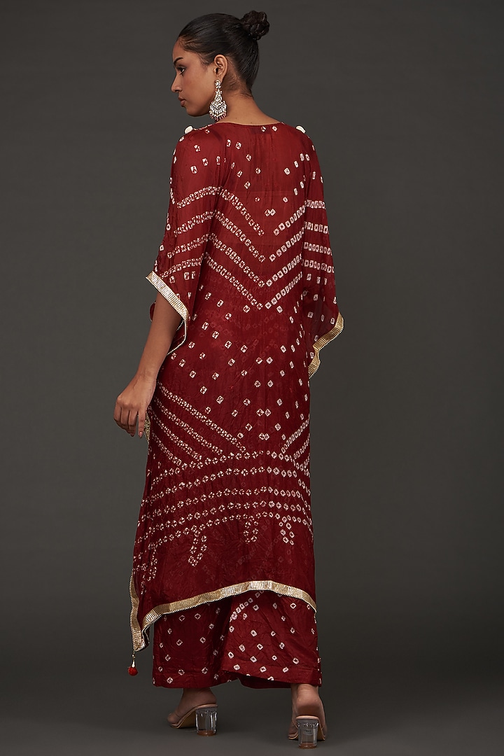Maroon Silk Bandhani Kaftan Set by kunwarani ritu at Pernia's Pop Up Shop