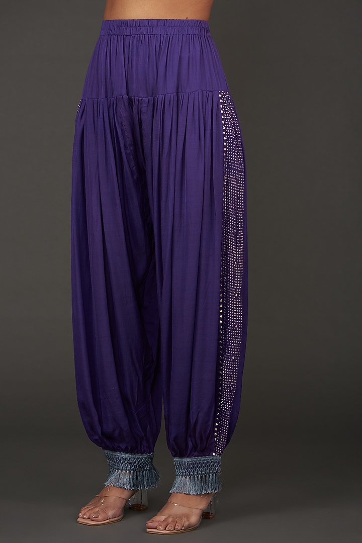 Purple Georgette Mirror Embroidered Kurta Set by kunwarani ritu at Pernia's Pop Up Shop