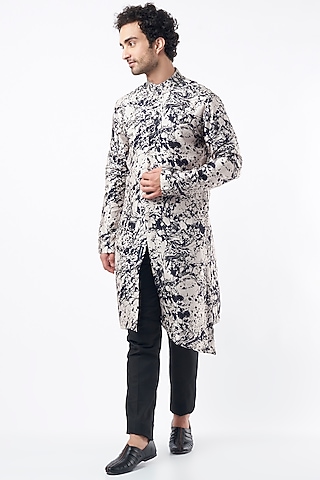 Creme & Black Printed Kurta Set by Krish Sanghvi