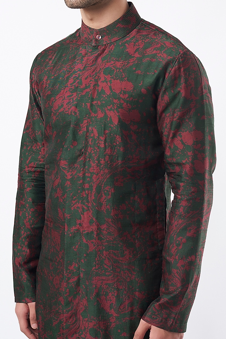 Green & Maroon Silk Printed Kurta Set by Krish Sanghvi at Pernia's Pop Up Shop