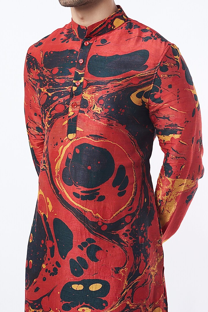 Red Silk Printed Kurta Set by Krish Sanghvi at Pernia's Pop Up Shop