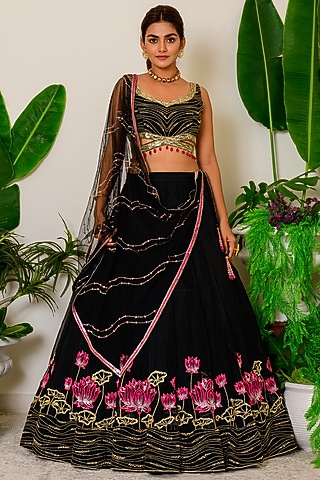 Black Hand Embroidered Lehenga Set by Kritika kataria