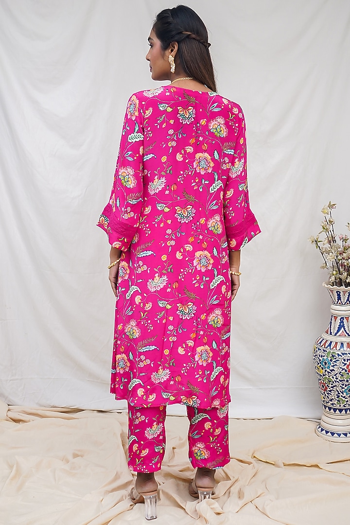 Rani Pink Floral Printed Kurta Set by Krupa Kapadia at Pernia's Pop Up Shop