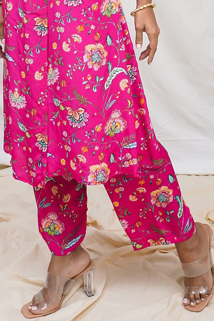 Rani Pink Floral Printed Kurta Set by Krupa Kapadia at Pernia's Pop Up Shop
