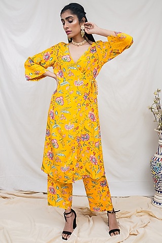 Yellow Floral Printed Kurta Set by Krupa Kapadia