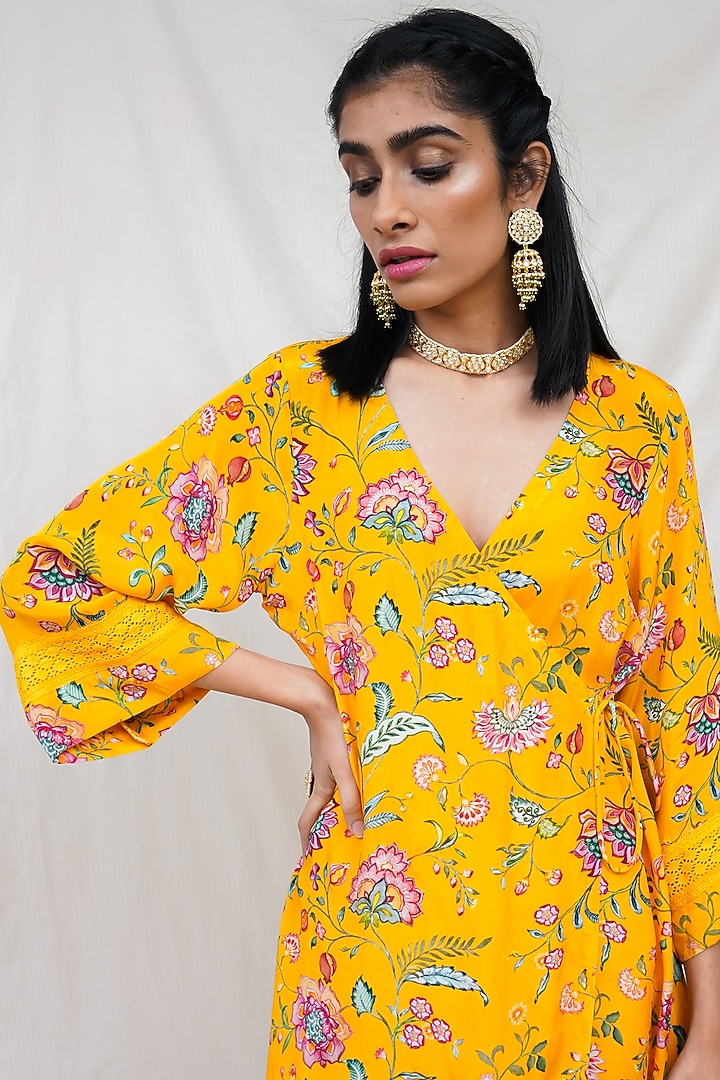 Yellow Floral Printed Kurta Set by Krupa Kapadia at Pernia's Pop Up Shop
