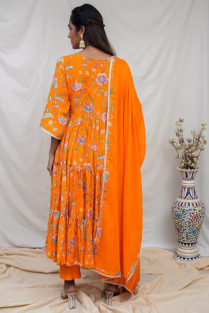 Orange Printed Gathered Kurta Set by Krupa Kapadia at Pernia's Pop Up Shop