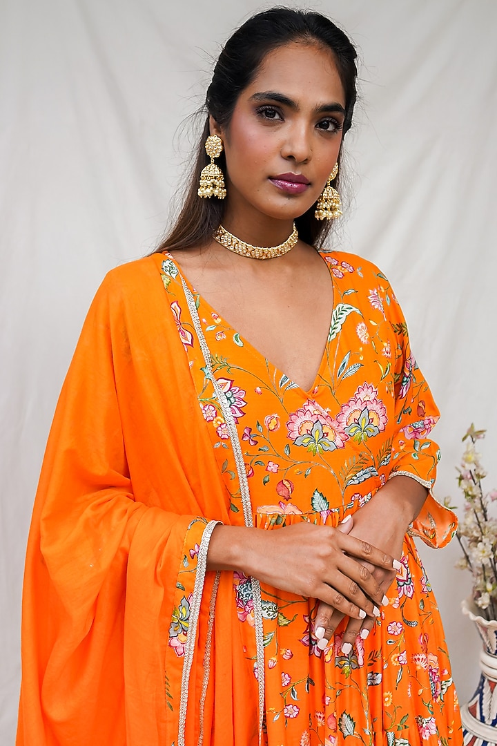 Orange Printed Gathered Kurta Set by Krupa Kapadia at Pernia's Pop Up Shop