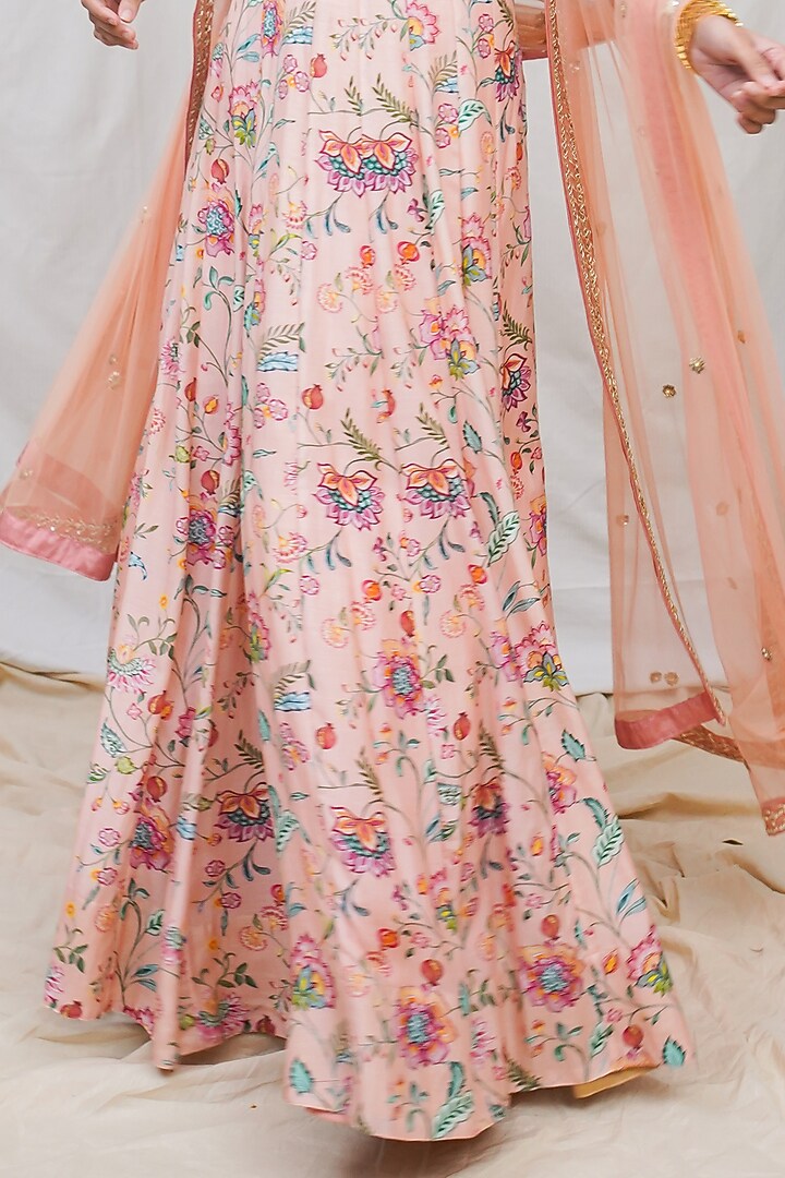 Peachy Pink Floral Printed Wedding Lehenga Set by Krupa Kapadia at Pernia's Pop Up Shop