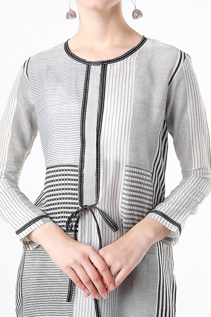 Off-White Hand Block Printed Tunic by Krishna Mehta at Pernia's Pop Up Shop