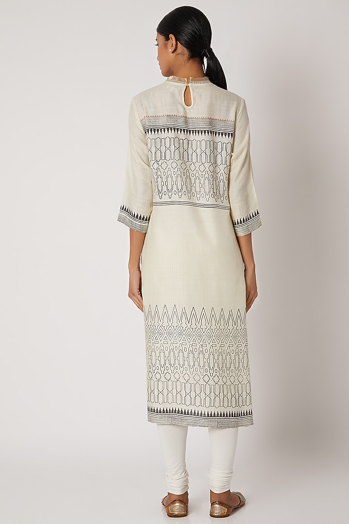 Ecru White Block Printed Tunic by Krishna Mehta at Pernia's Pop Up Shop