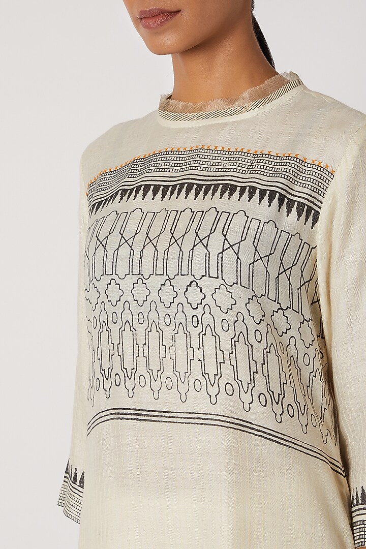 Ecru White Block Printed Tunic by Krishna Mehta at Pernia's Pop Up Shop