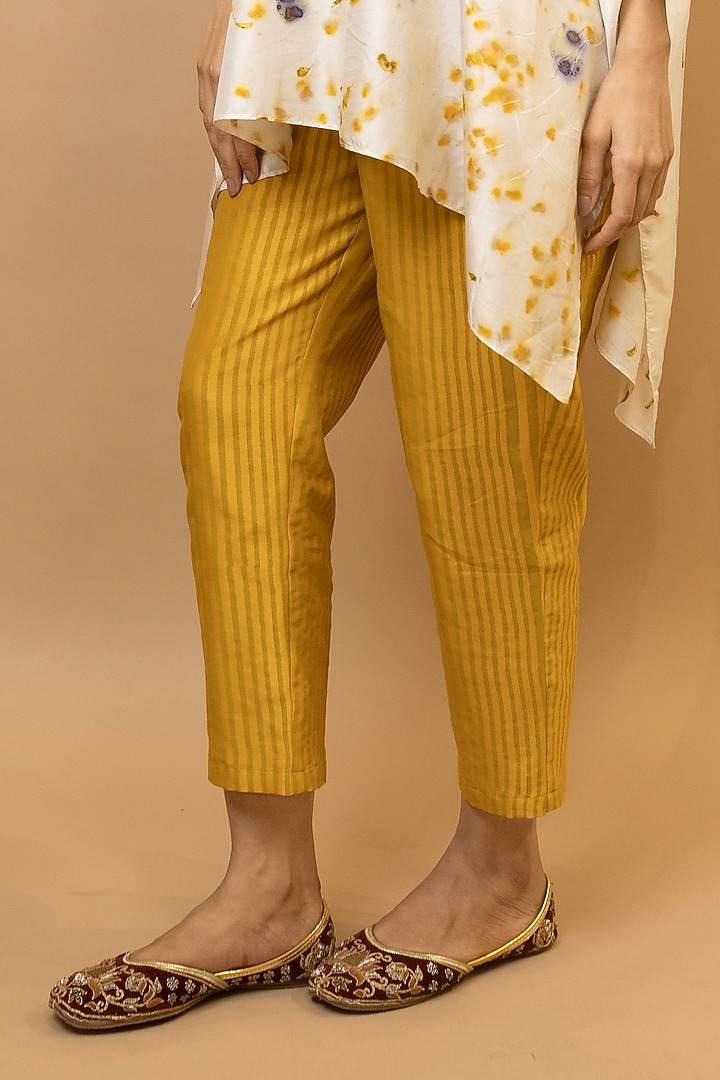 Ivory & Marigold Yellow Pure Silk Floral Printed Co-Ord Set by Krishna Mehta at Pernia's Pop Up Shop