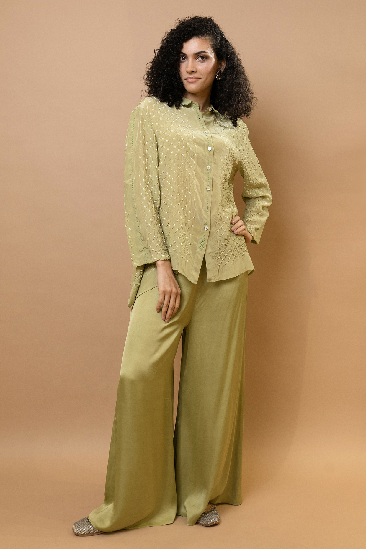 Green Silk Bandhej Co-Ord Set by Krishna Mehta at Pernia's Pop Up Shop